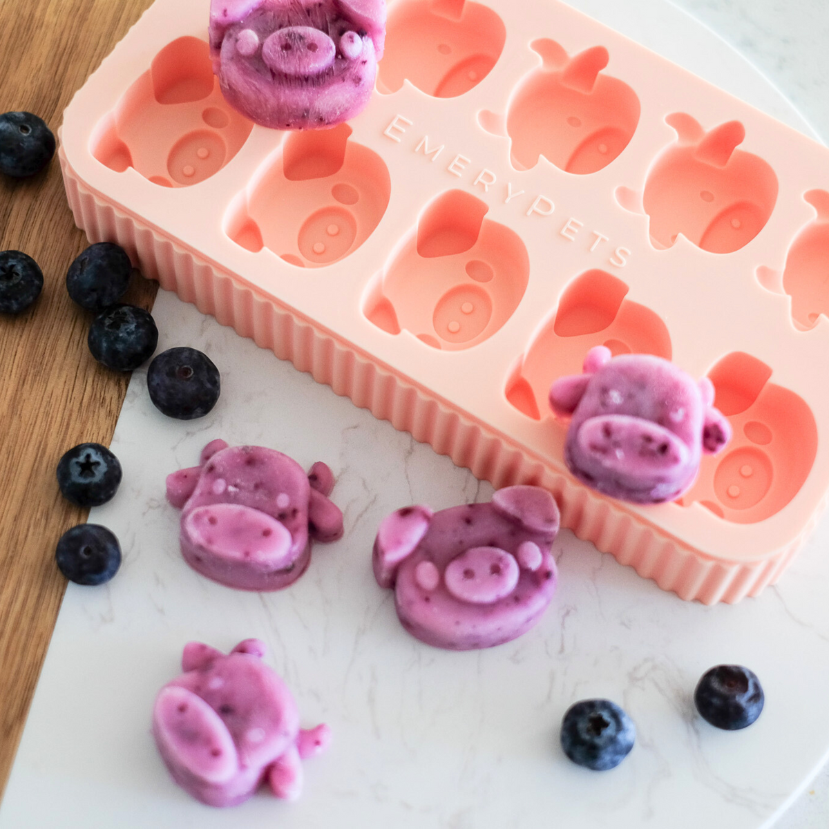 Pig + Cow Treat Mold
