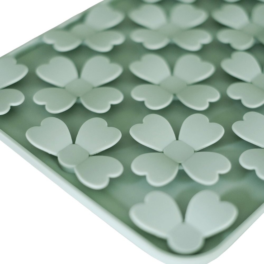 Lucky Clovers Snuffle Lick Mat