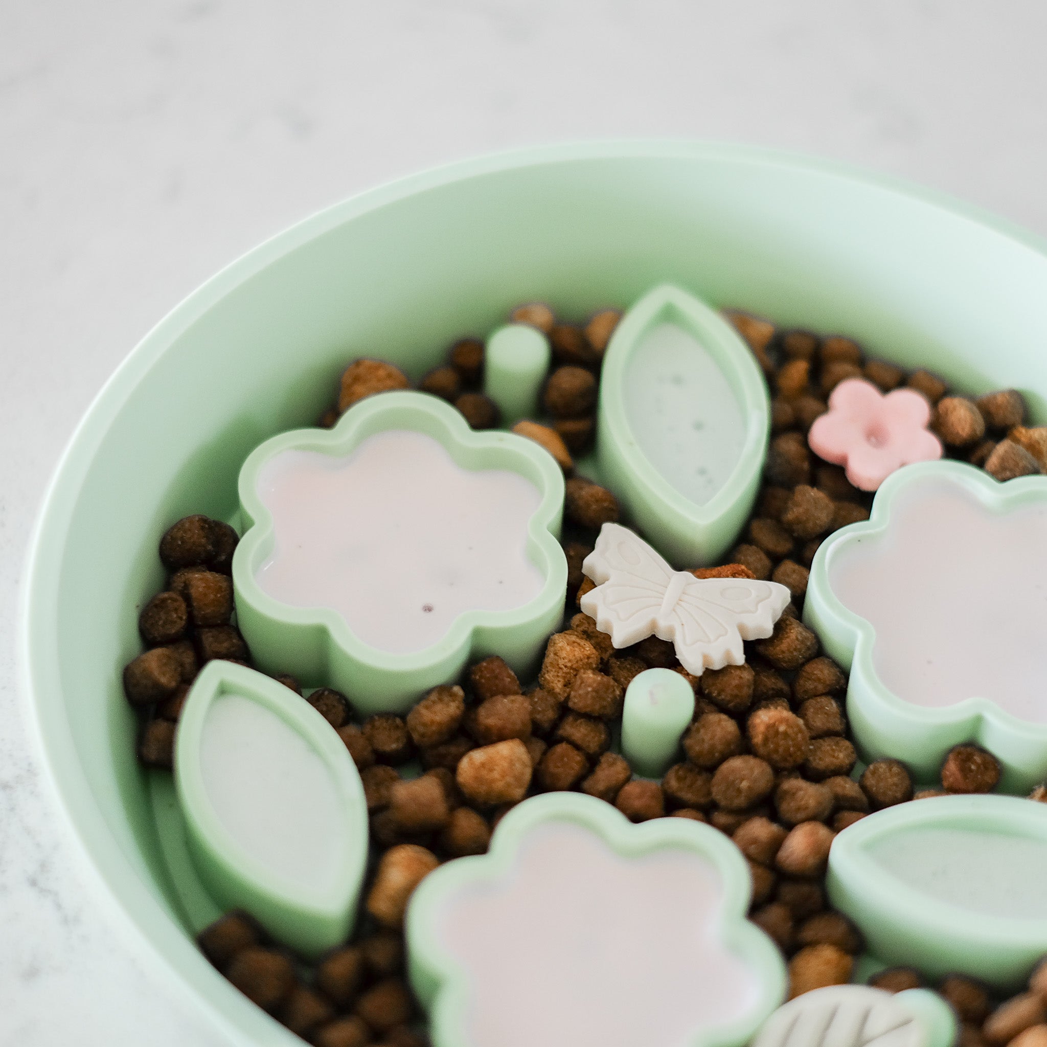 Flower + Leaf Slow Feeder Bowls (Green)