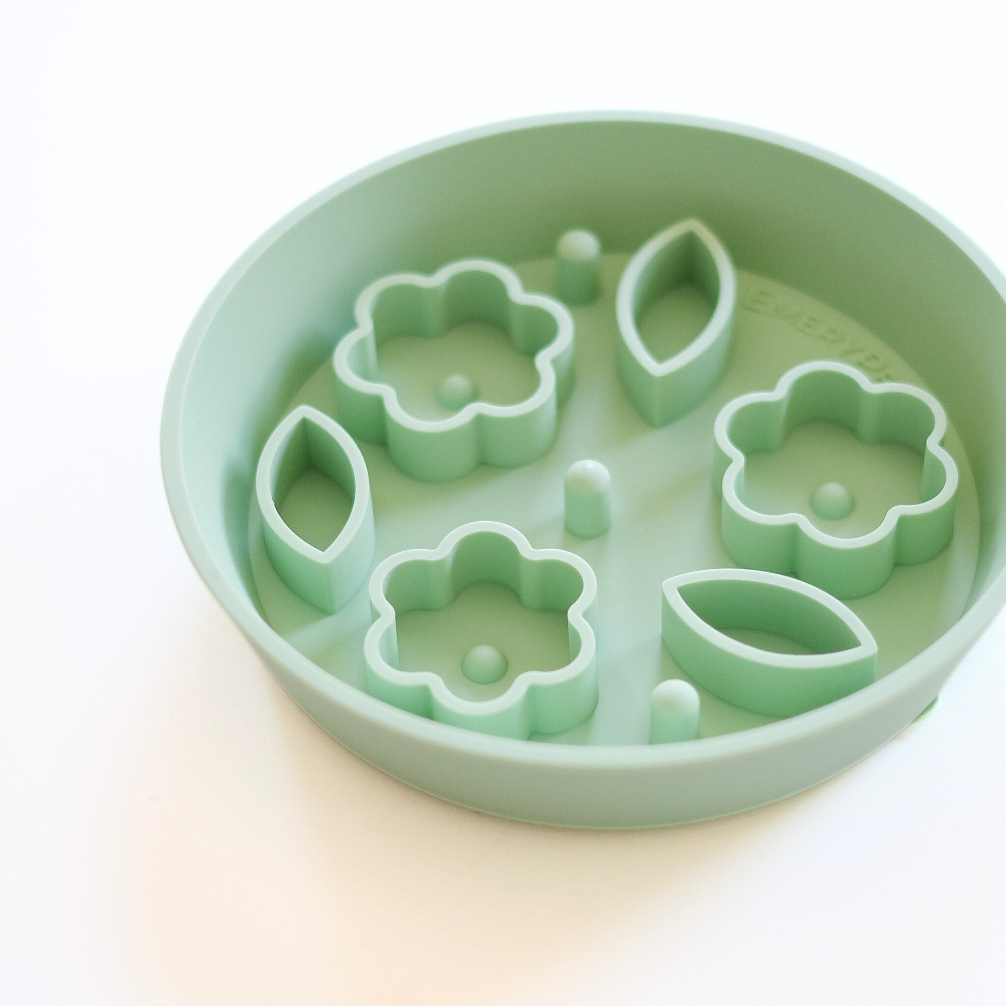 Flower + Leaf Slow Feeder Bowls (Green)